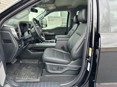 2025 Ford F-350 F-350® Lariat®