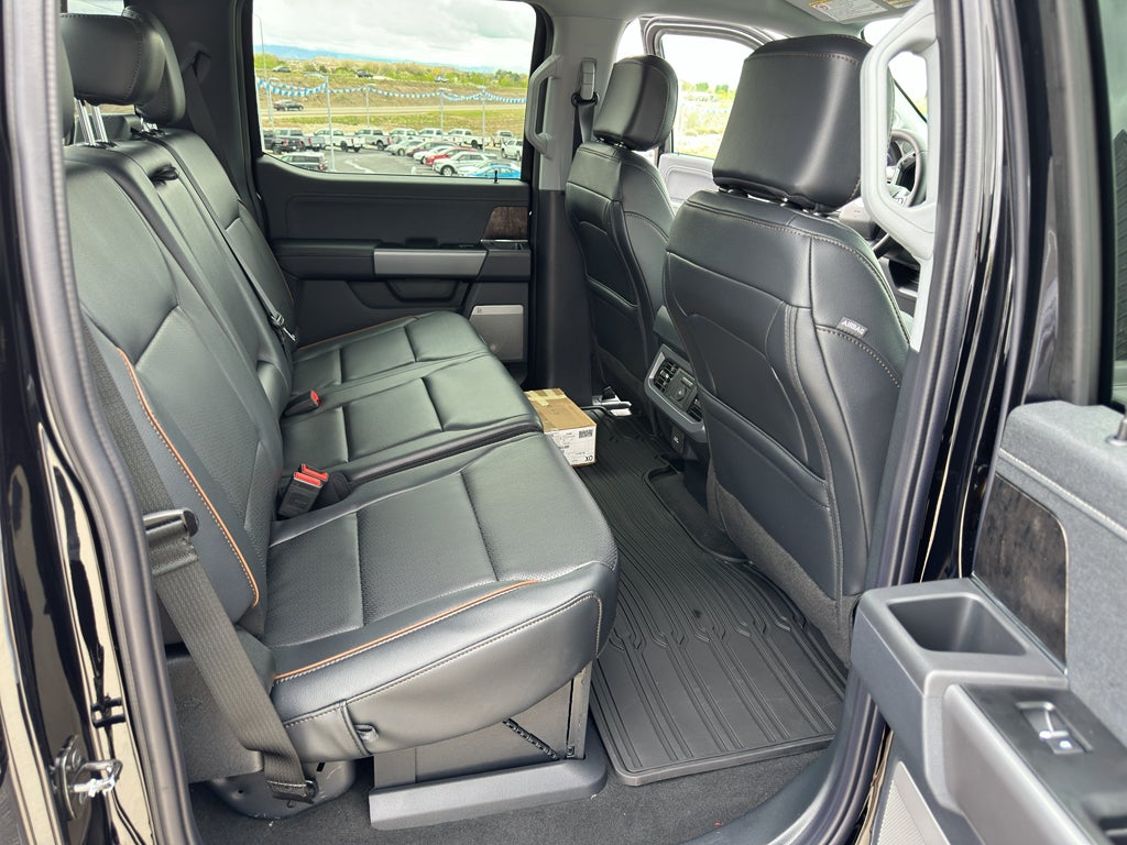 2025 Ford F-350 F-350® Lariat®