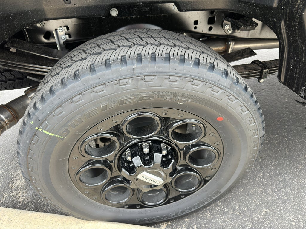 2025 Ford F-350 F-350® Lariat®