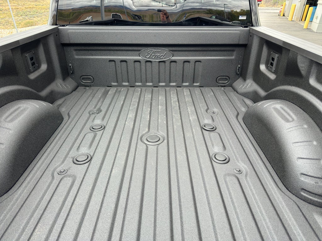 2025 Ford F-350 F-350® Lariat®