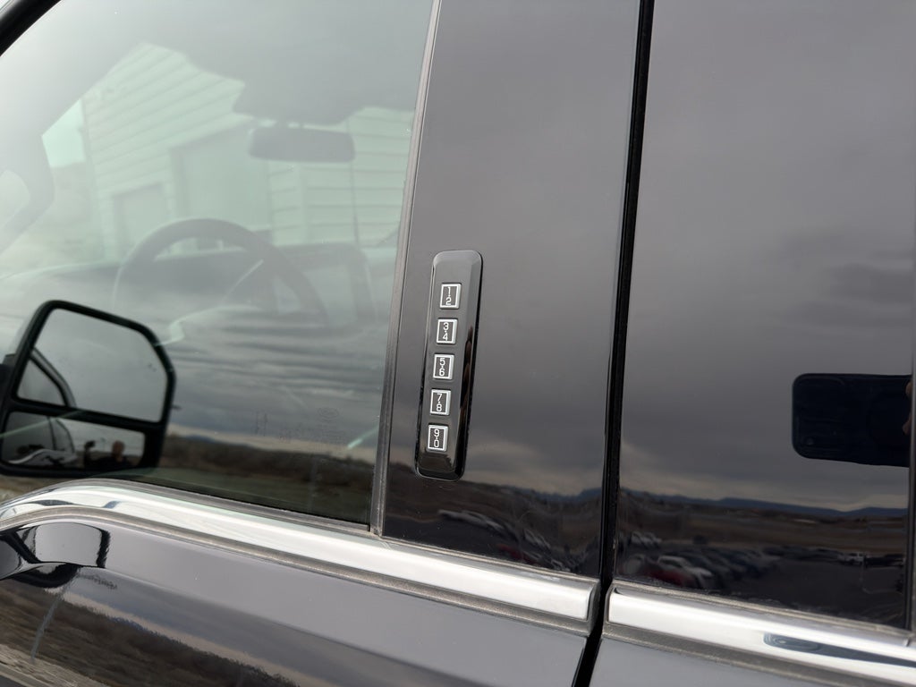 2023 Ford F-350 Platinum