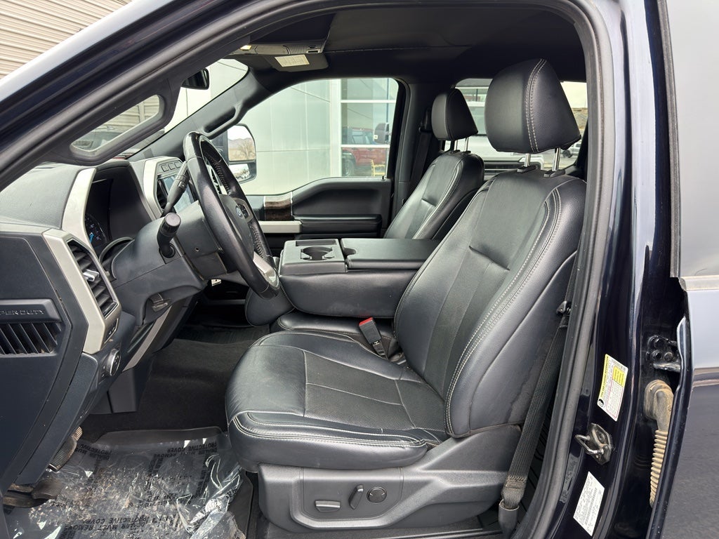 2022 Ford F-350 LARIAT