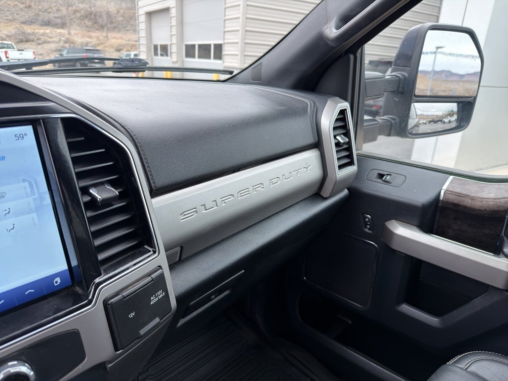 2022 Ford F-350 LARIAT