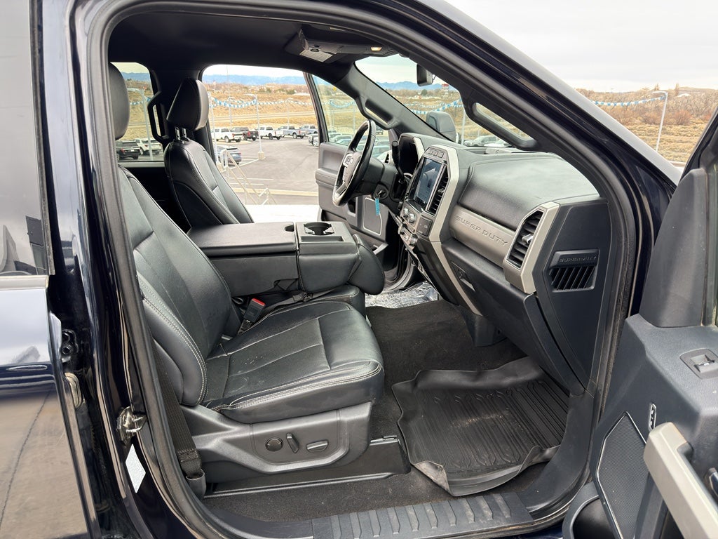 2022 Ford F-350 LARIAT