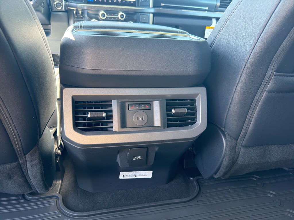 2026 Ford F-350 F-350® Lariat®