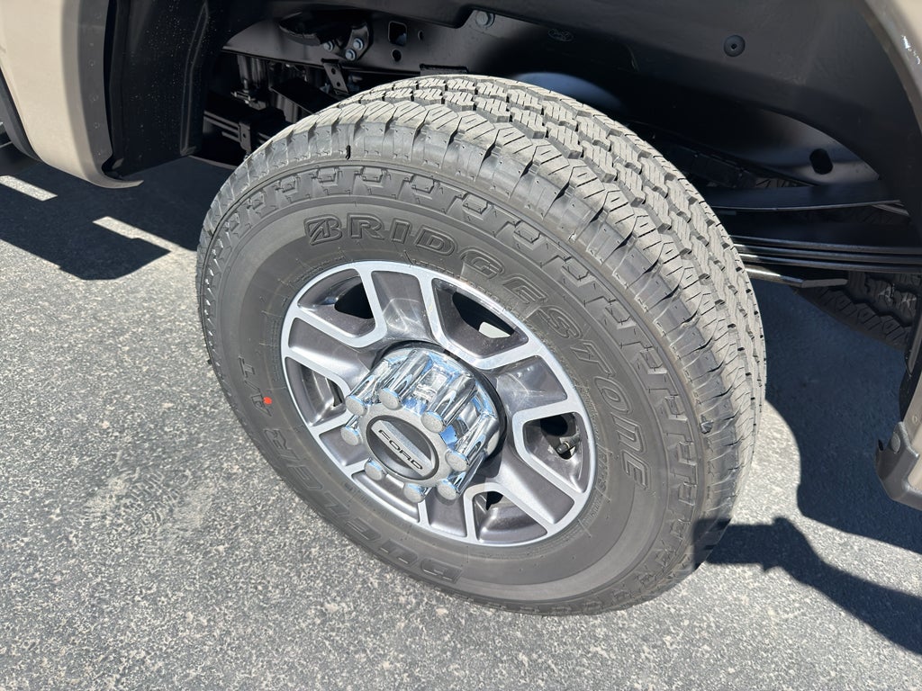 2026 Ford F-350 F-350® Lariat®