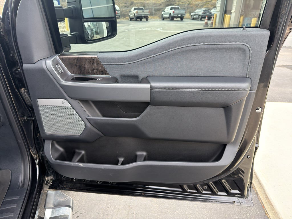 2024 Ford F-350 LARIAT