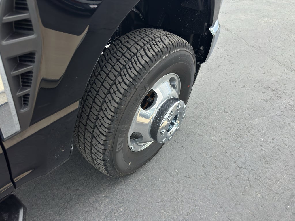 2026 Ford F-350 F-350® Lariat®