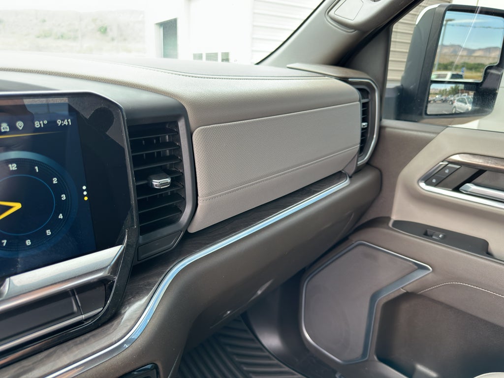 2024 Chevrolet Silverado LTZ