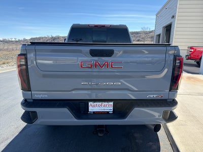 2024 GMC Sierra AT4