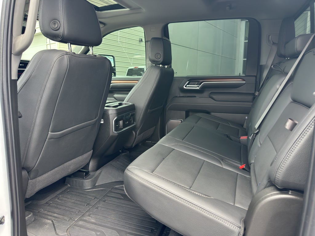2025 GMC Sierra Denali