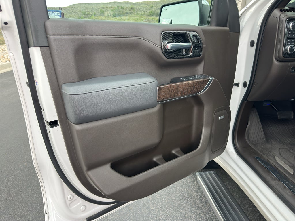 2020 GMC Sierra Denali