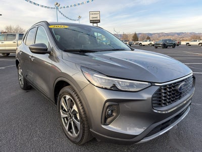 2025 Ford Escape Platinum