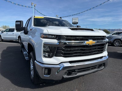2026 Chevrolet Silverado LT