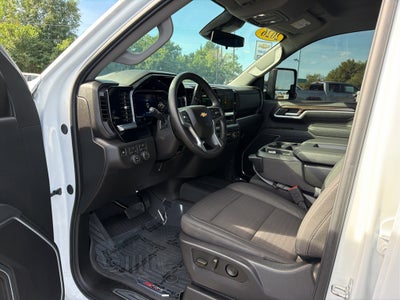 2026 Chevrolet Silverado LT