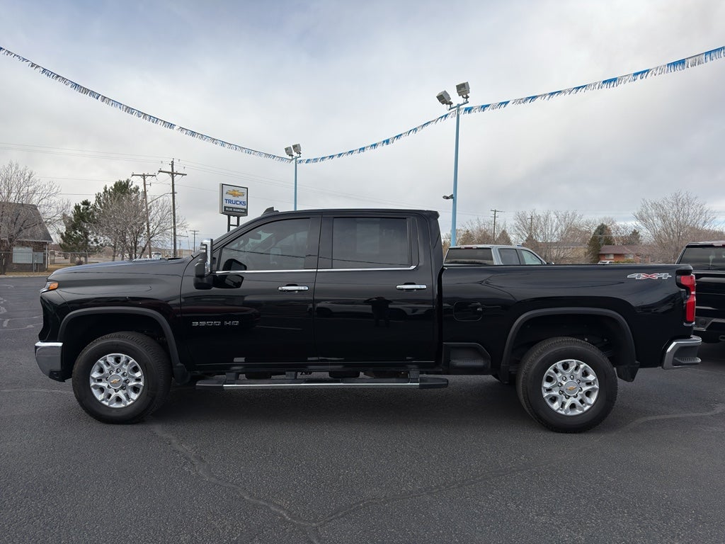 2025 Chevrolet Silverado LTZ