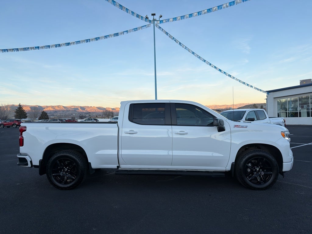 2024 Chevrolet Silverado RST