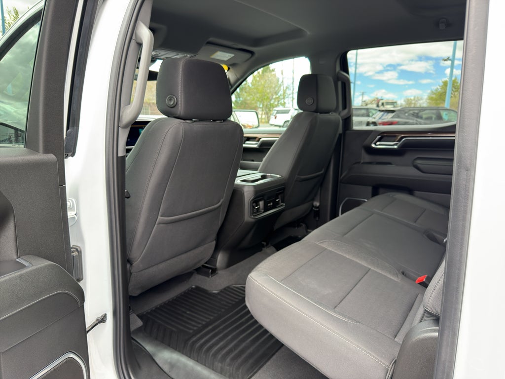 2024 Chevrolet Silverado RST