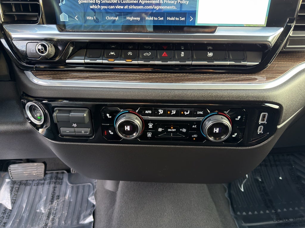 2025 Chevrolet Silverado LT