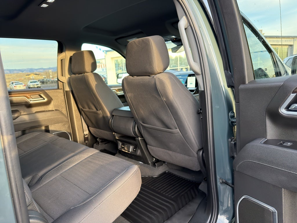 2025 Chevrolet Silverado LT