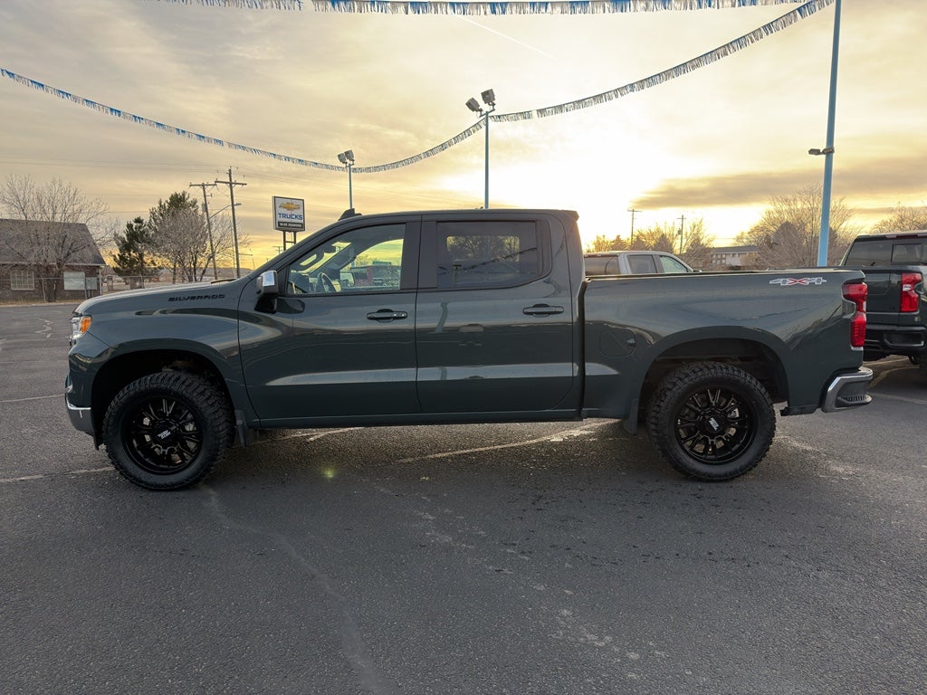 2025 Chevrolet Silverado LT