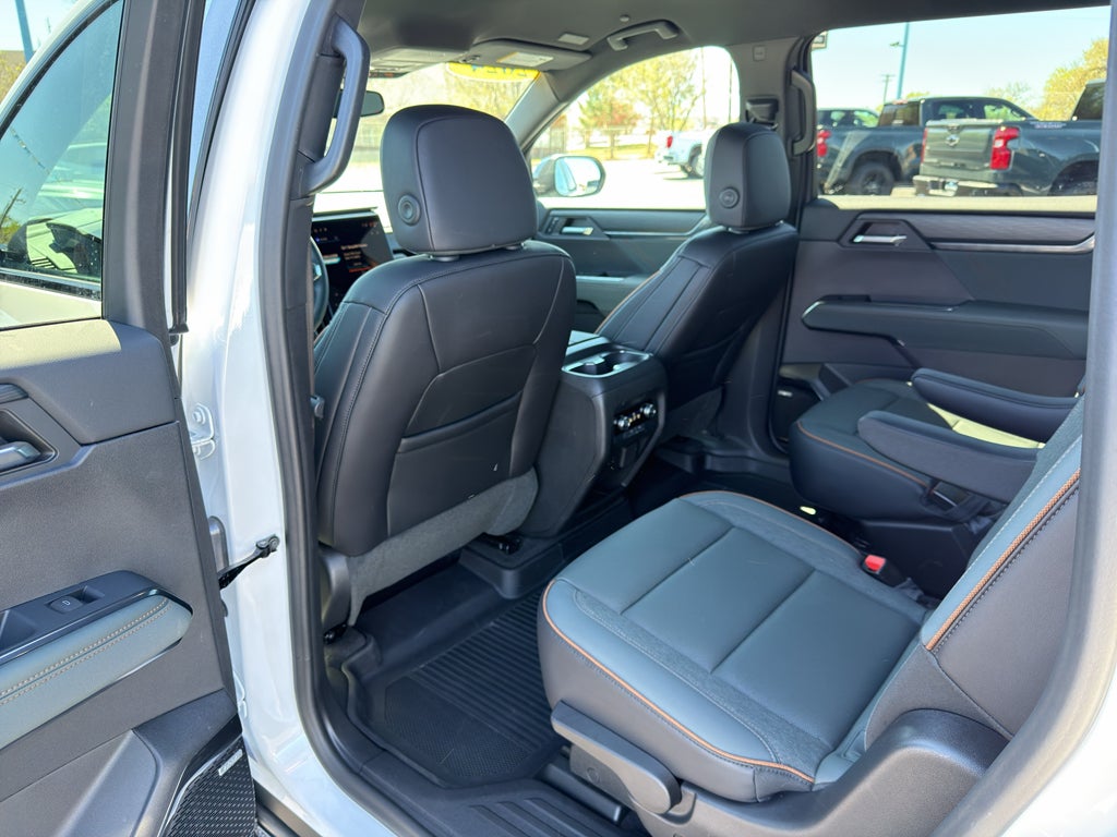 2024 GMC Acadia AWD AT4