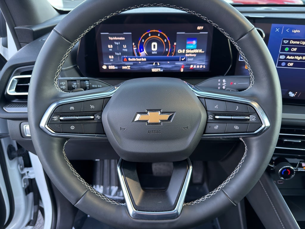 2025 Chevrolet Traverse AWD LT