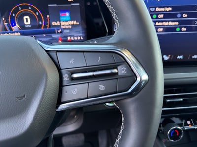 2025 Chevrolet Traverse AWD LT