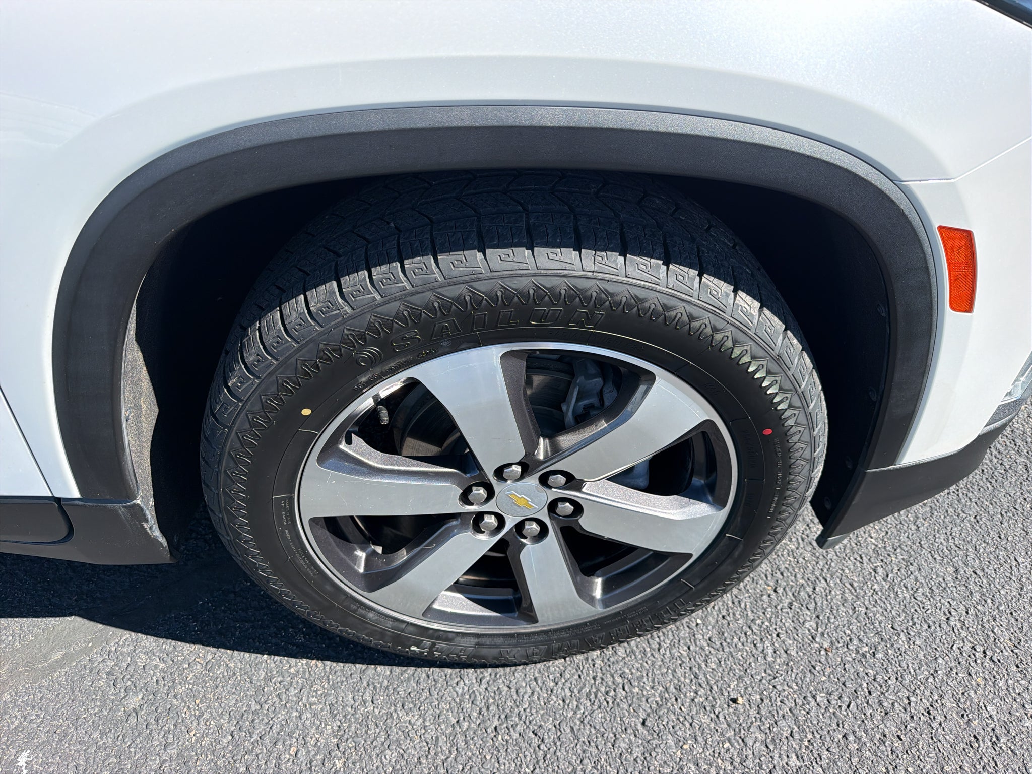 2022 Chevrolet Traverse LT Leather
