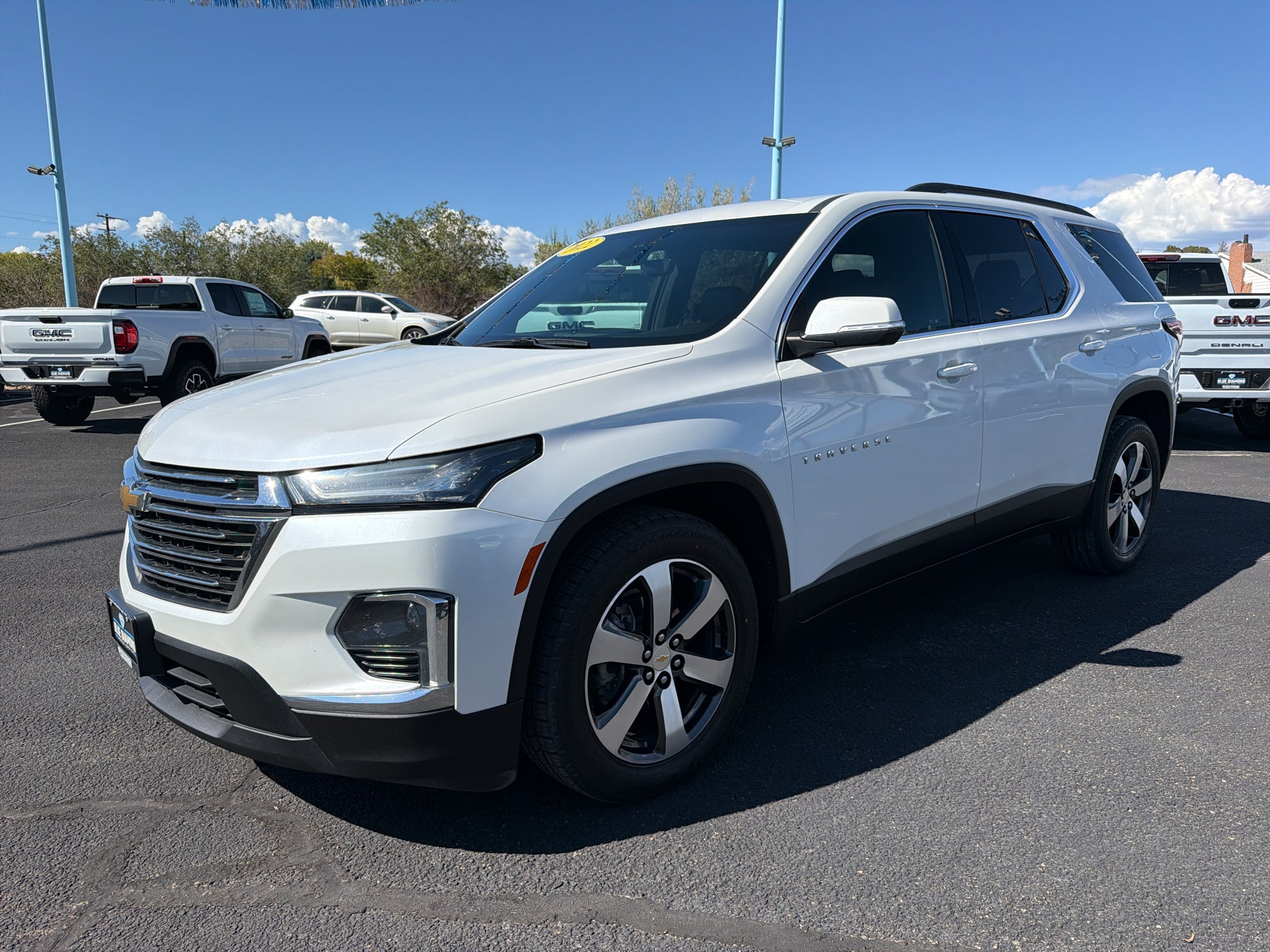 2022 Chevrolet Traverse LT Leather