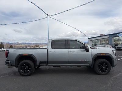 2025 GMC Sierra AT4