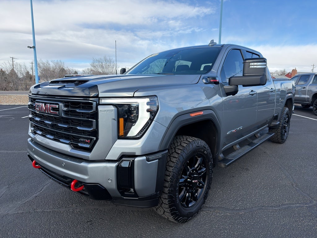 2025 GMC Sierra AT4