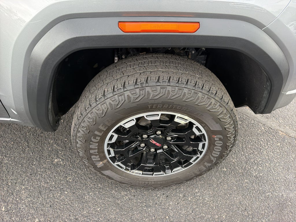 2026 GMC Canyon 4WD AT4