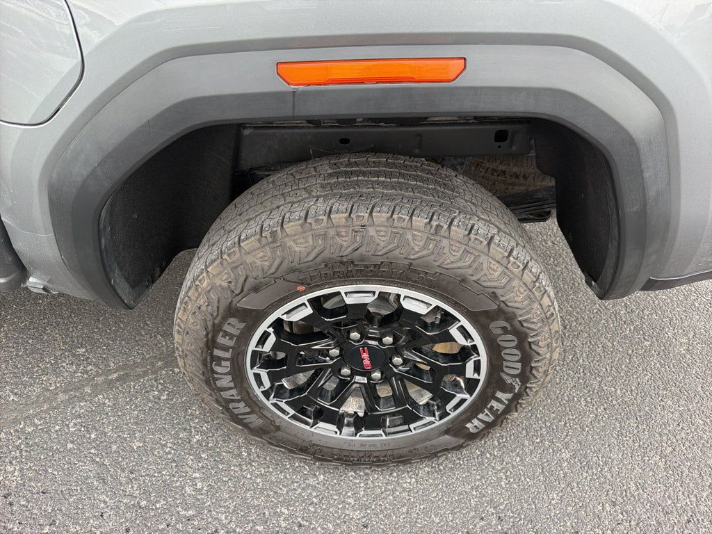 2026 GMC Canyon 4WD AT4