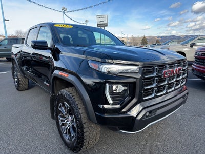 2023 GMC Canyon 4WD AT4