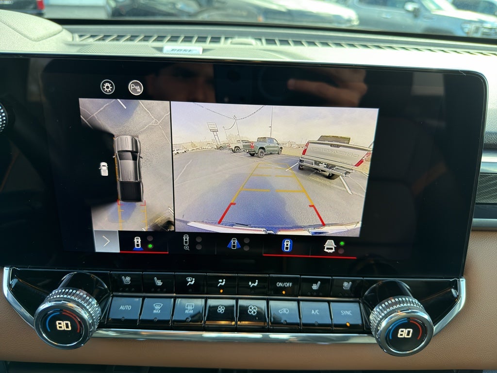 2023 GMC Canyon 4WD AT4