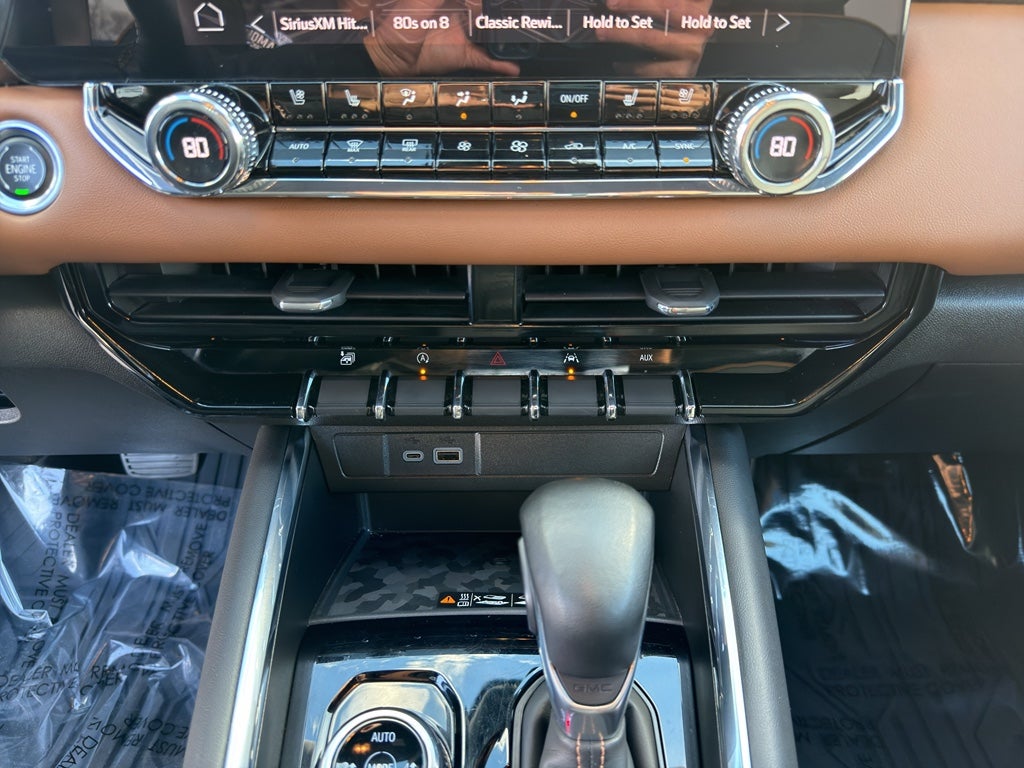 2023 GMC Canyon 4WD AT4