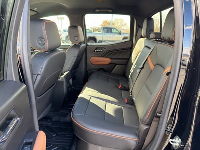 2023 GMC Canyon 4WD AT4