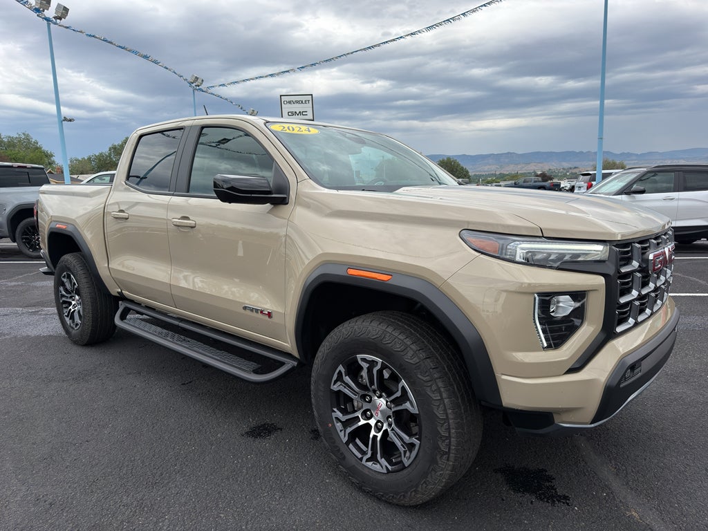 2024 GMC Canyon 4WD AT4
