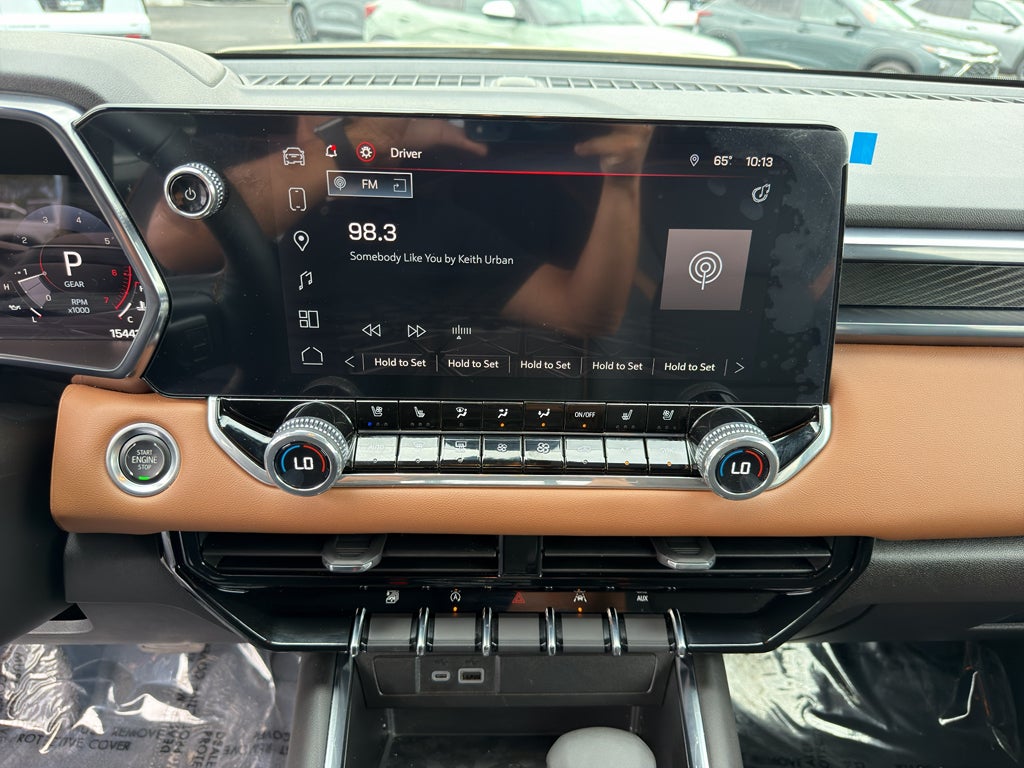 2024 GMC Canyon 4WD AT4