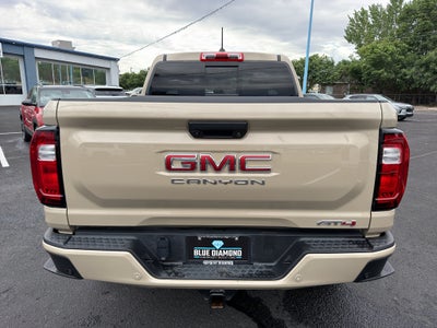 2024 GMC Canyon 4WD AT4
