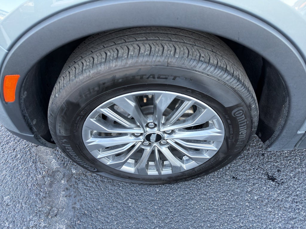 2024 Cadillac XT4 AWD Premium Luxury