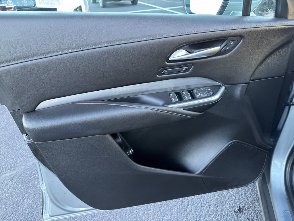 2024 Cadillac XT4 AWD Premium Luxury