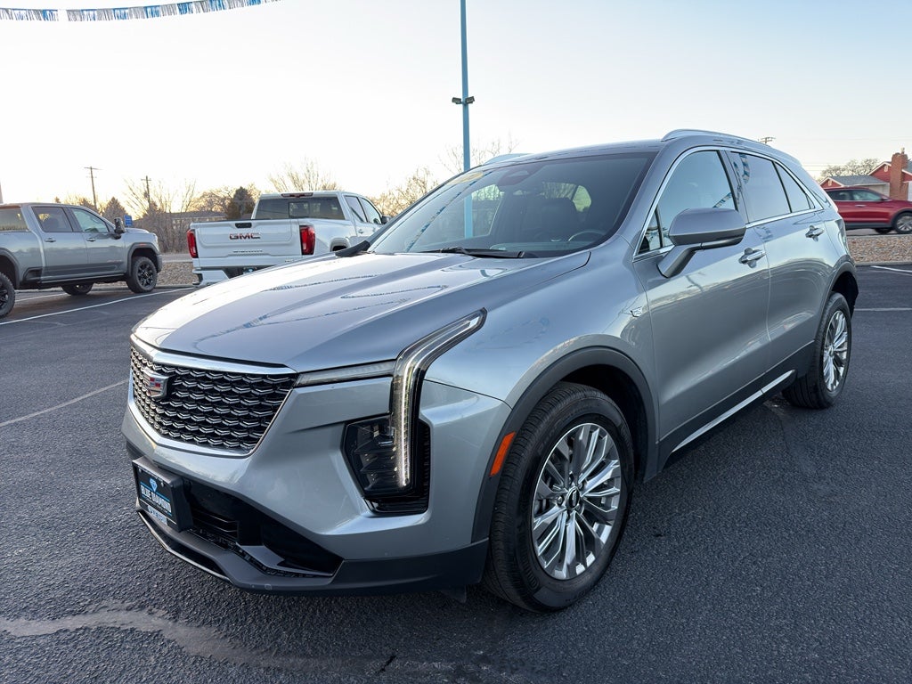 2024 Cadillac XT4 AWD Premium Luxury