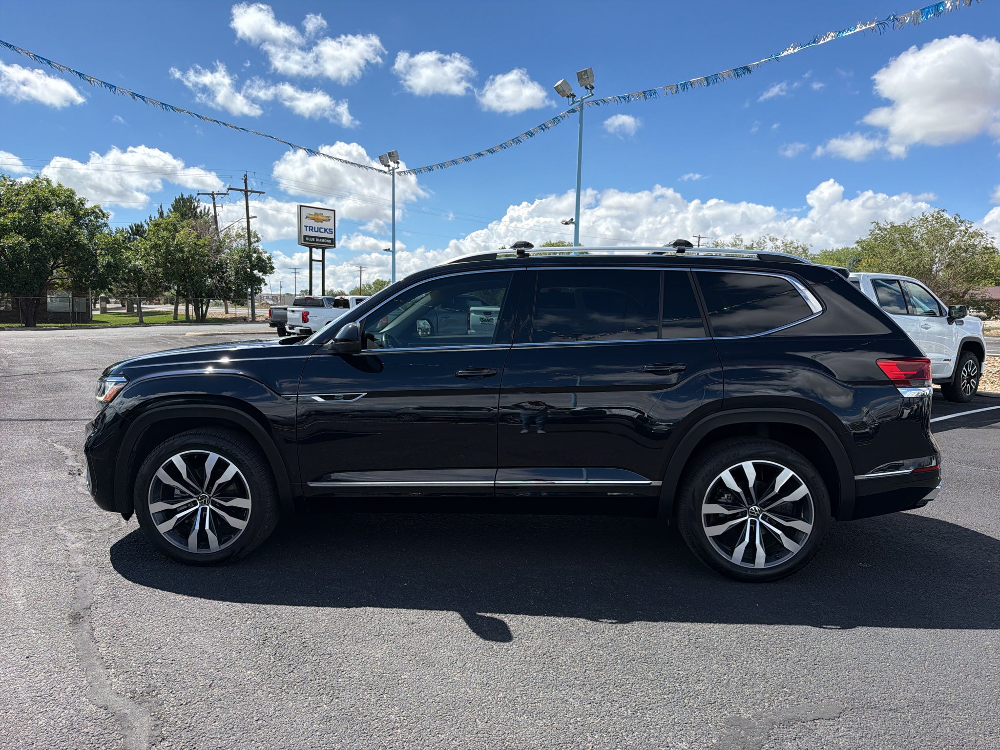 2023 Volkswagen Atlas 3.6L V6 SEL Premium R-Line