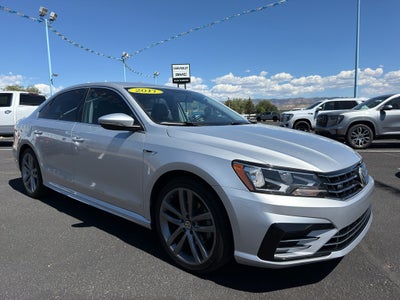 2017 Volkswagen Passat R-Line w/Comfort Pkg