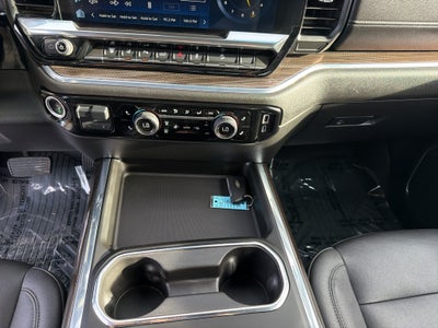 2024 Chevrolet Silverado LT
