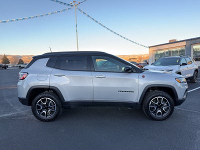 2024 Jeep Compass Trailhawk