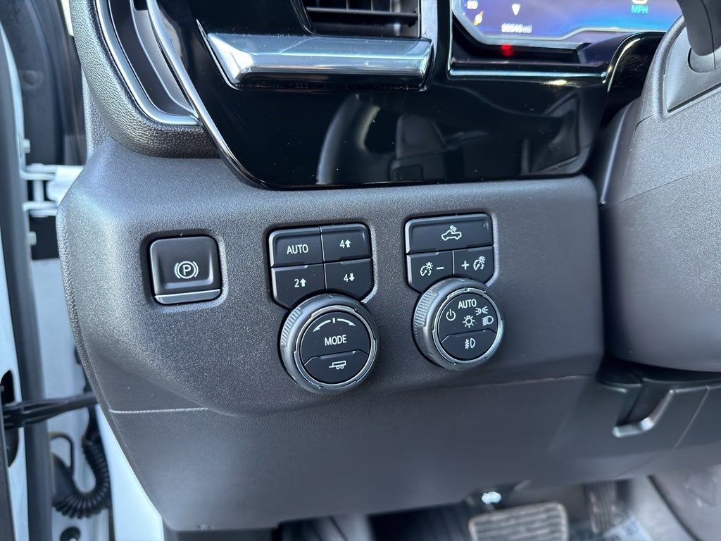 2023 Chevrolet Silverado LT Trail Boss