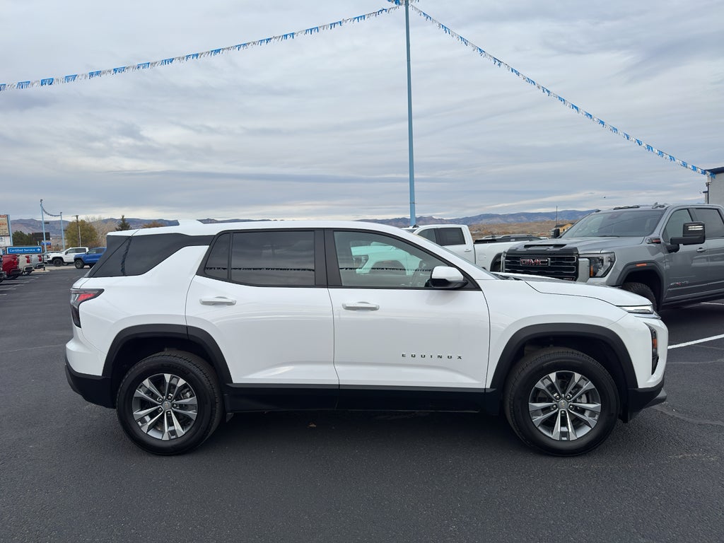 2025 Chevrolet Equinox AWD LT